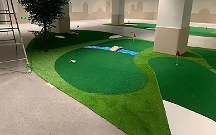 Delin golf putting green customization service