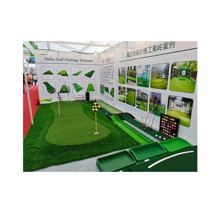 Golf Green Sample Room