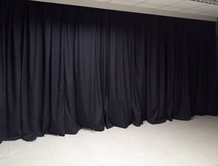 Golf high-end blackout curtains, a must-have for indoor simulators rooms